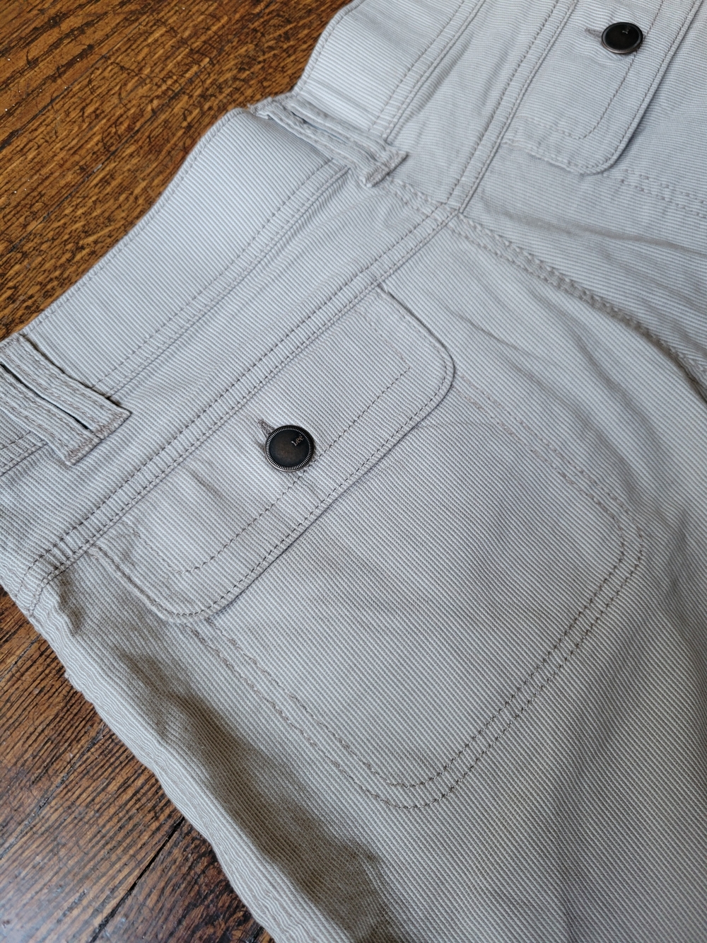 Lee Womens Walk Shorts Beige Stripe Stretch High Rise Comfort Waistband Size 8 M - Picture 17 of 17